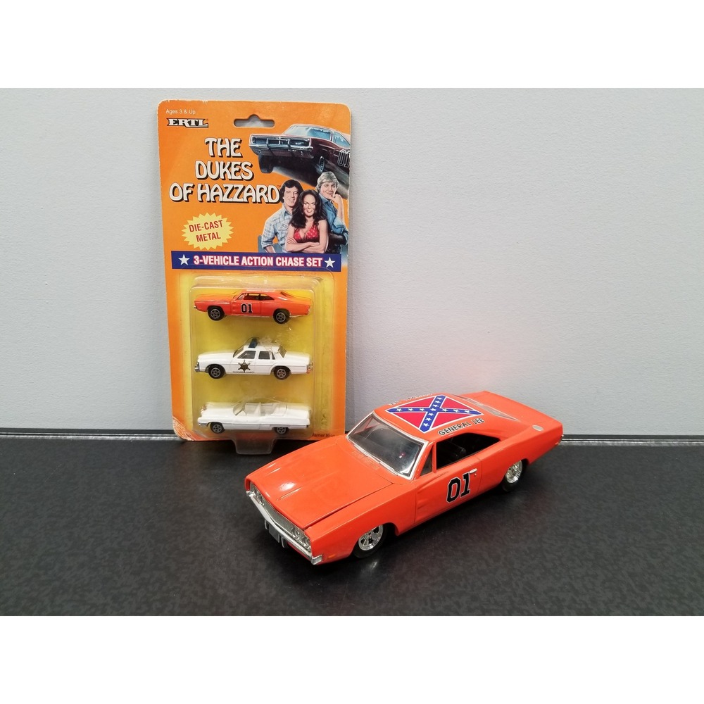 Lot of (2) ERTL Racing Champions Dukes of Hazzard Diecast Cars General Lee Good
